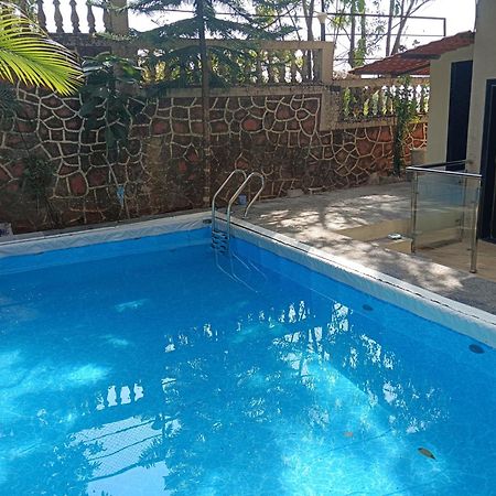 Malhar Bungalow Pancsgani Kültér fotó