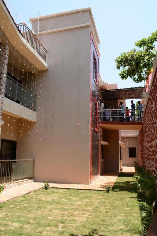 Malhar Bungalow Pancsgani Kültér fotó