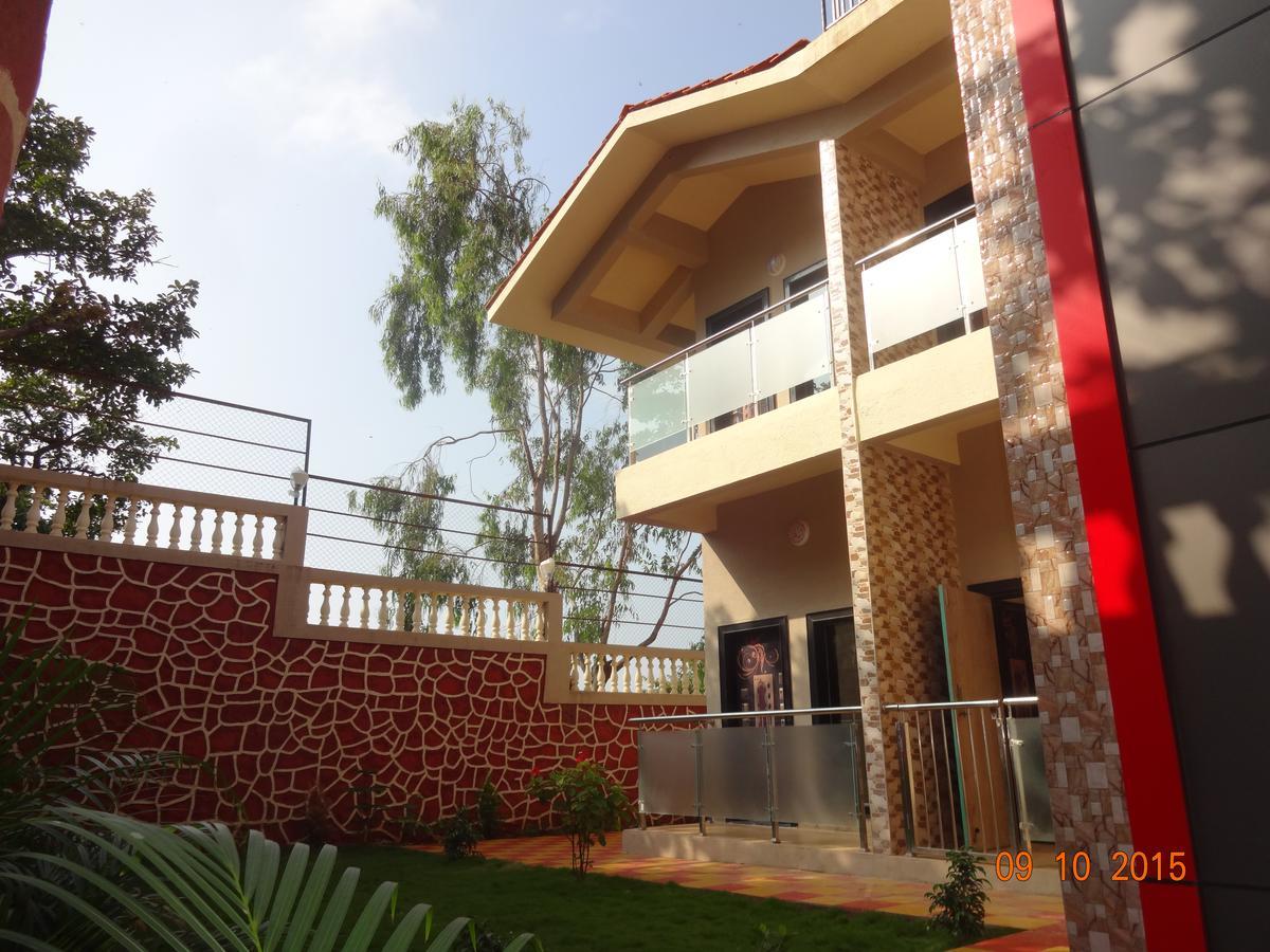 Malhar Bungalow Pancsgani Kültér fotó