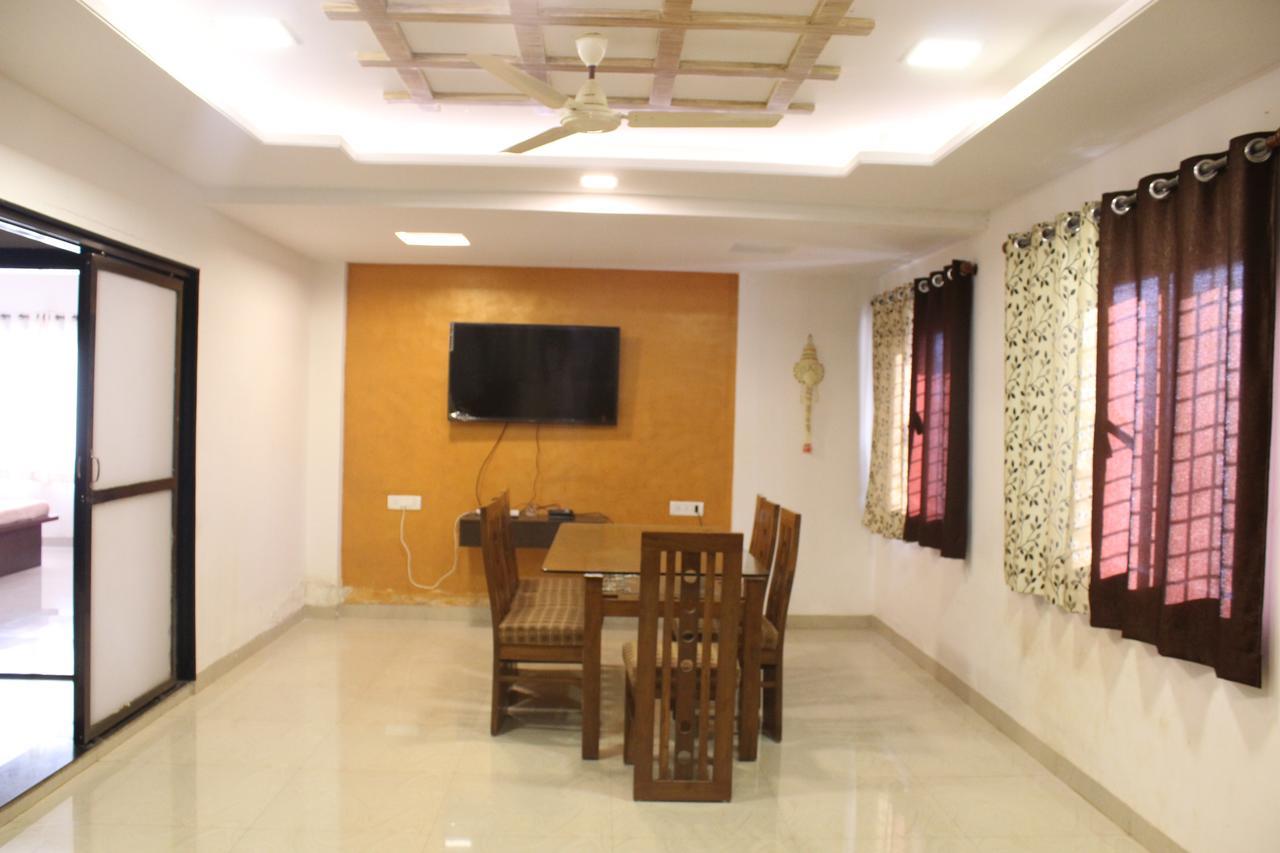 Malhar Bungalow Pancsgani Kültér fotó