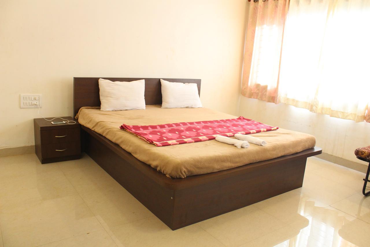 Malhar Bungalow Pancsgani Kültér fotó