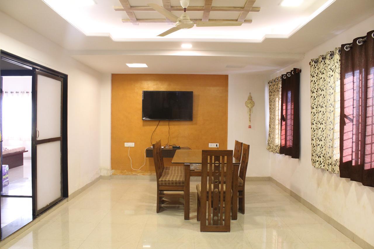 Malhar Bungalow Pancsgani Kültér fotó