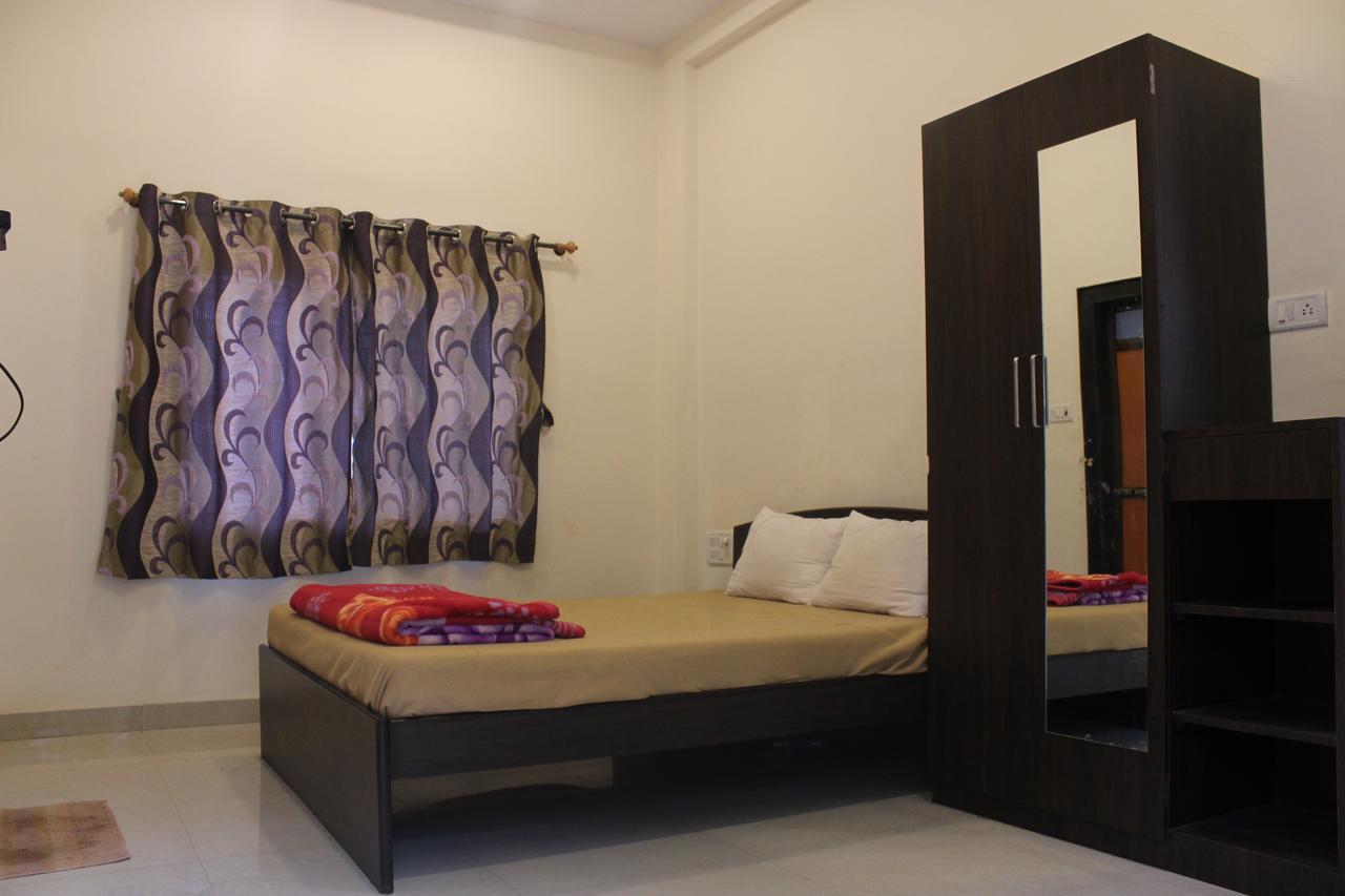 Malhar Bungalow Pancsgani Kültér fotó